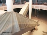 Rolltreppen ins Einkaufszentrum