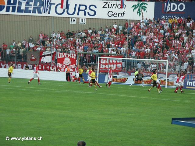 20040728_yb_roter_stern_belgrad_26g.jpg